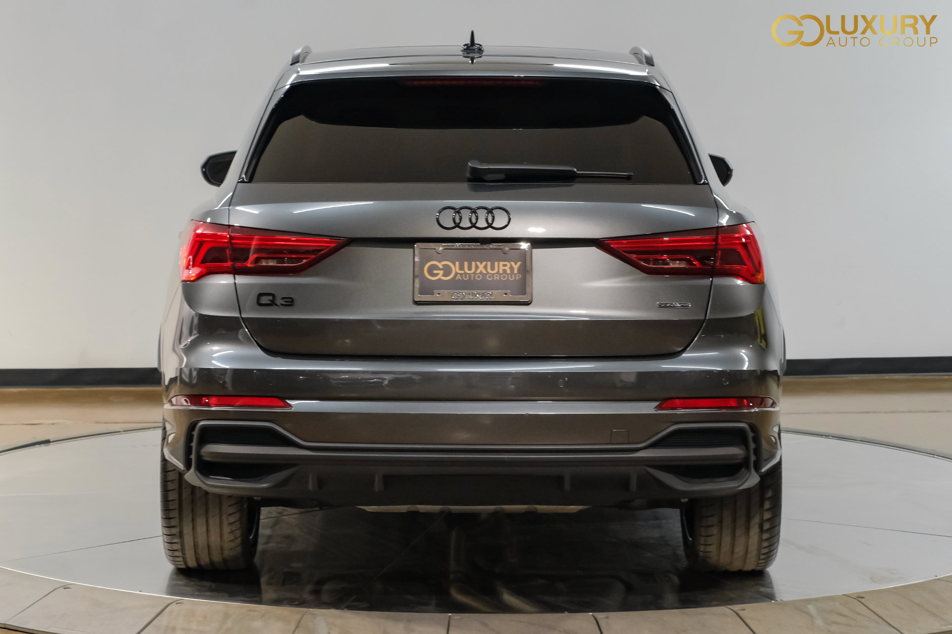 Used 2025 Audi Q3 2.0T Premium Plus AWD/4WD image 11