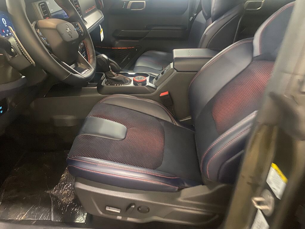 New 2025 Ford Bronco Raptor image 9