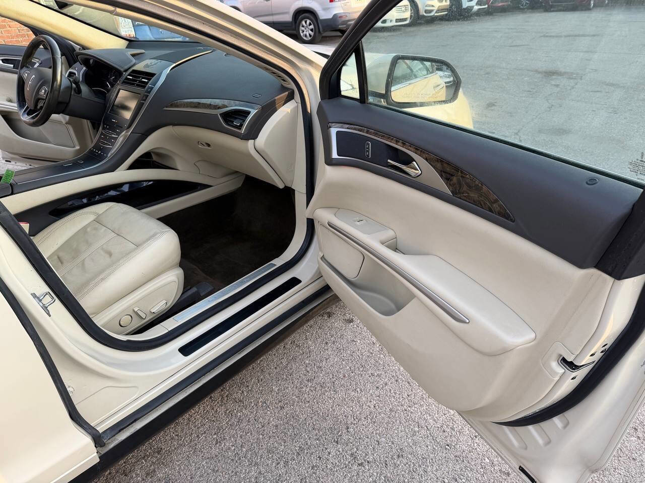 Used 2015 Lincoln MKZ Hybrid w/ Equipment Group 202A Reserve FWD image 16