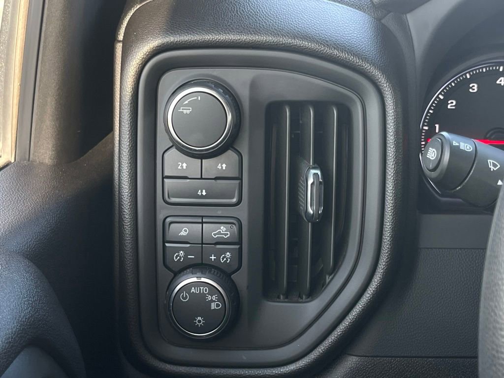 Used 2024 Chevrolet Silverado 2500 Custom w/ Custom Value Package AWD/4WD image 15