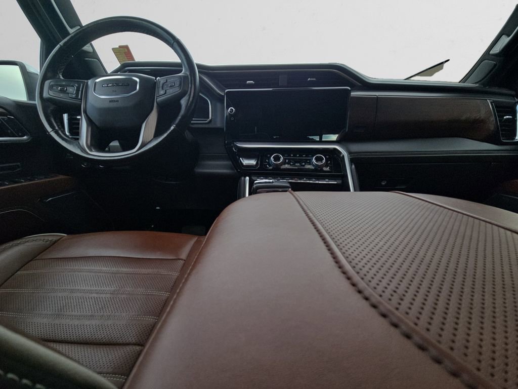 Used 2023 GMC Sierra 1500 Denali Ultimate image 11