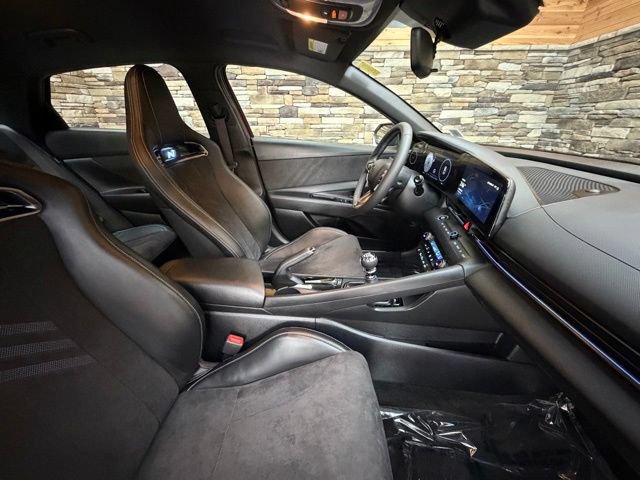 Used 2025 Hyundai Elantra N FWD image 14