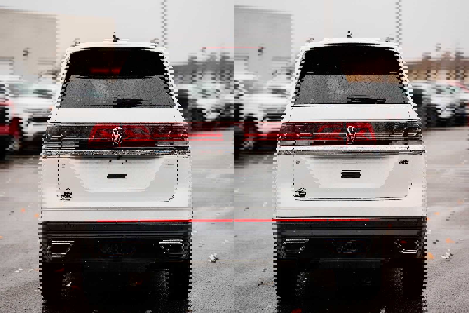 Used 2025 Volkswagen Atlas SE image 9