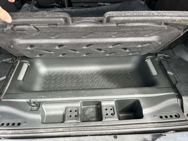 Used 2017 Jeep Wrangler Unlimited Rubicon image 48