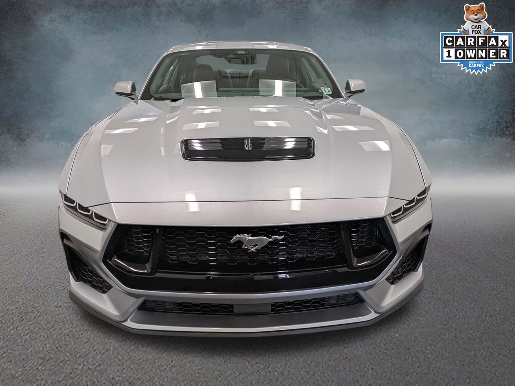 Used 2025 Ford Mustang GT Premium RWD image 2