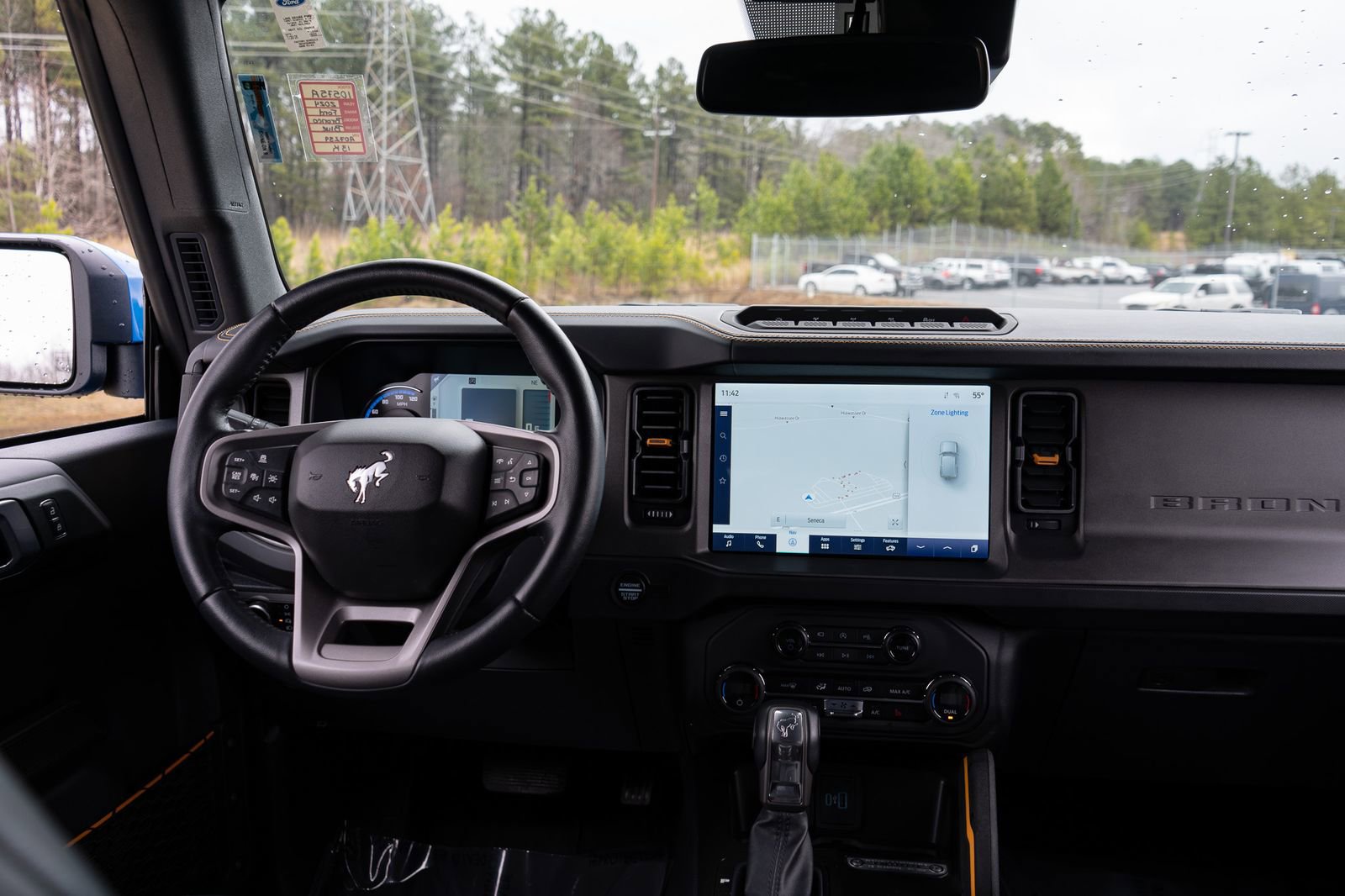 Used 2024 Ford Bronco Badlands image 33