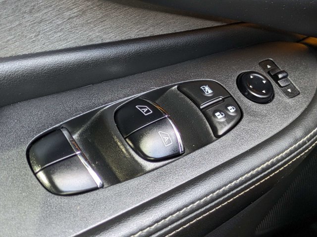 Used 2020 Nissan Murano SL w/ Moonroof Package AWD/4WD image 25