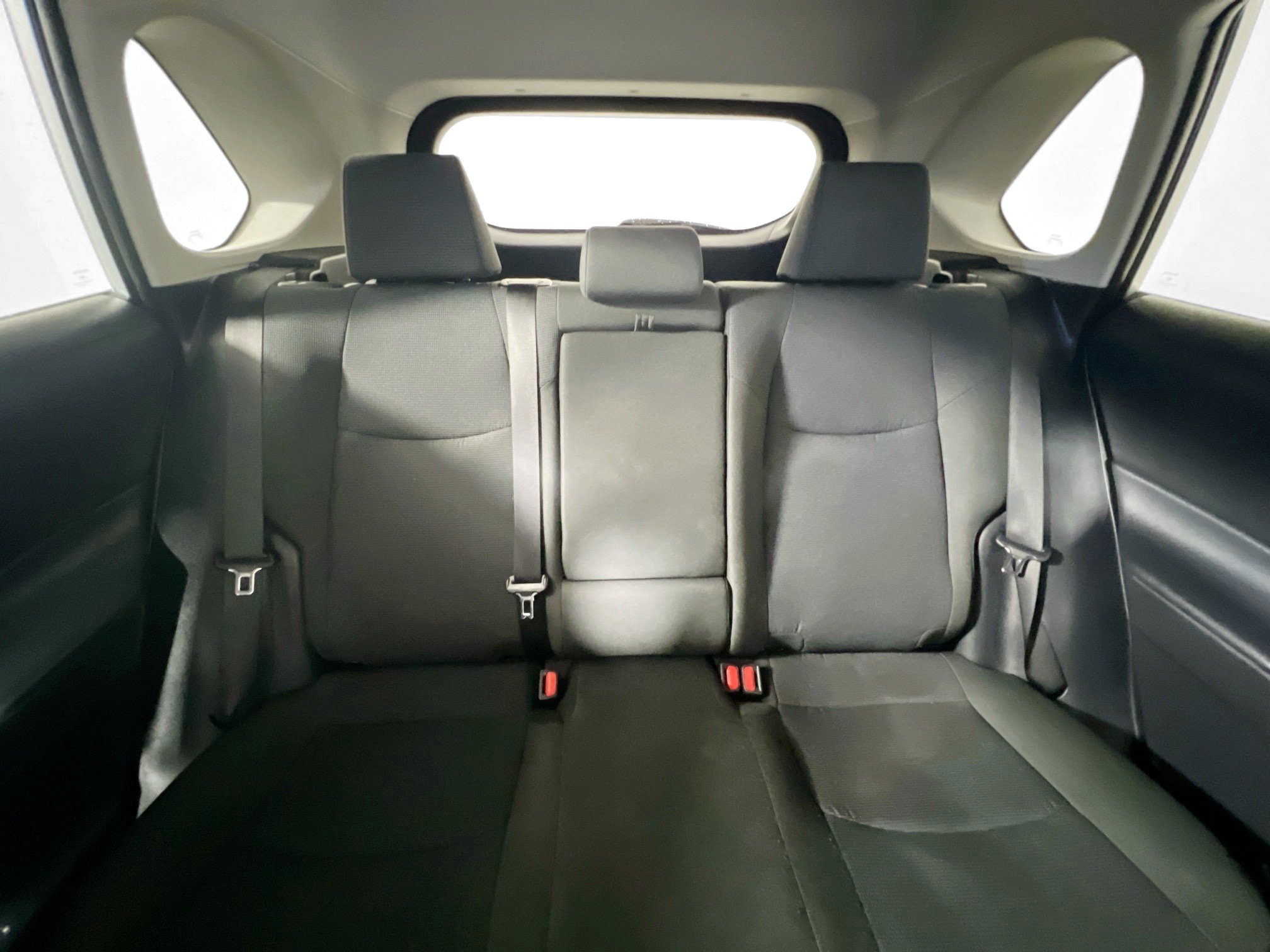 Used 2025 Toyota RAV4 LE FWD image 29