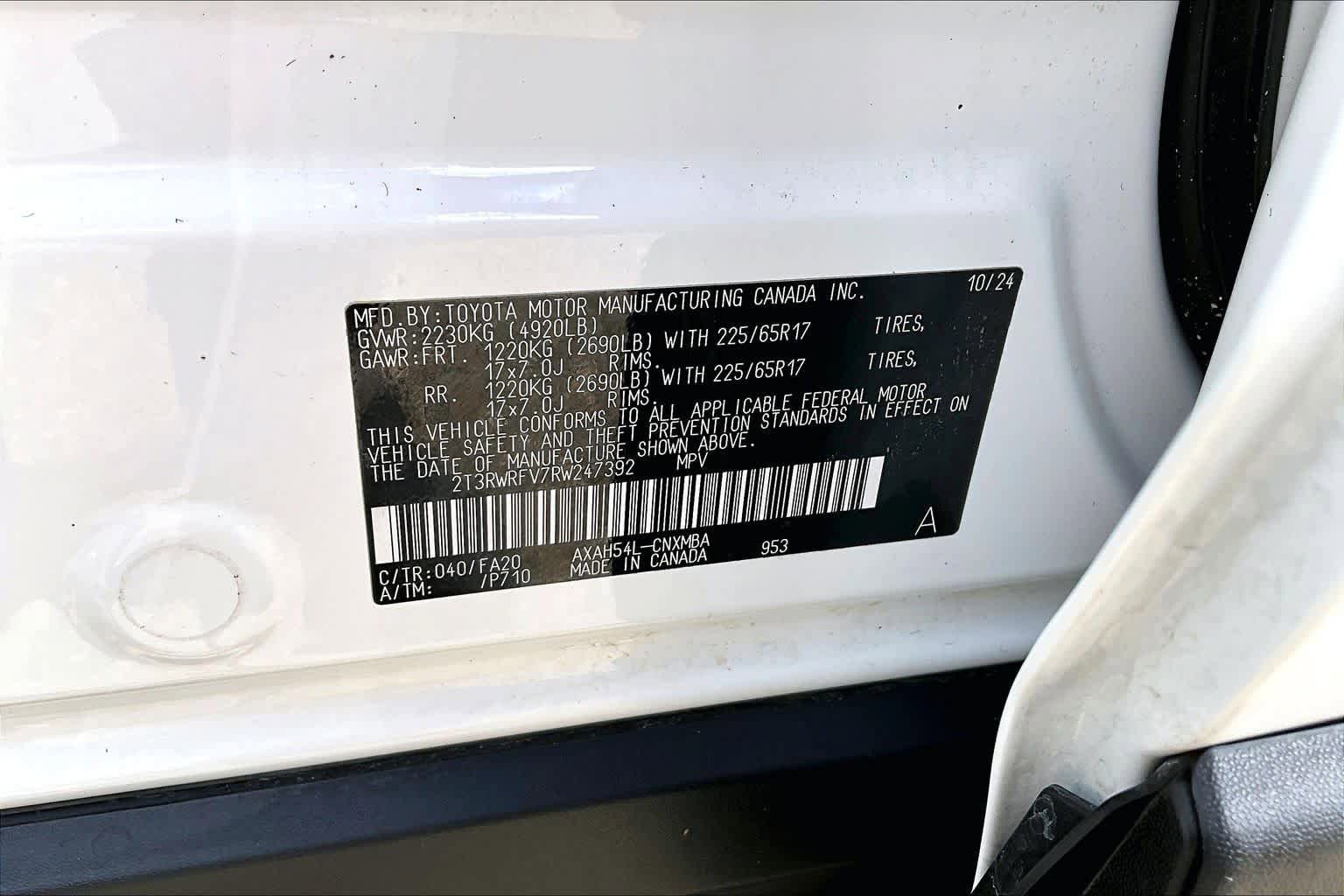 Used 2024 Toyota RAV4 XLE AWD/4WD image 36