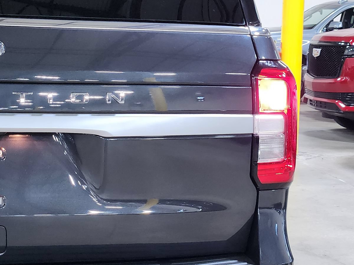 Used 2022 Ford Expedition XLT AWD/4WD image 22