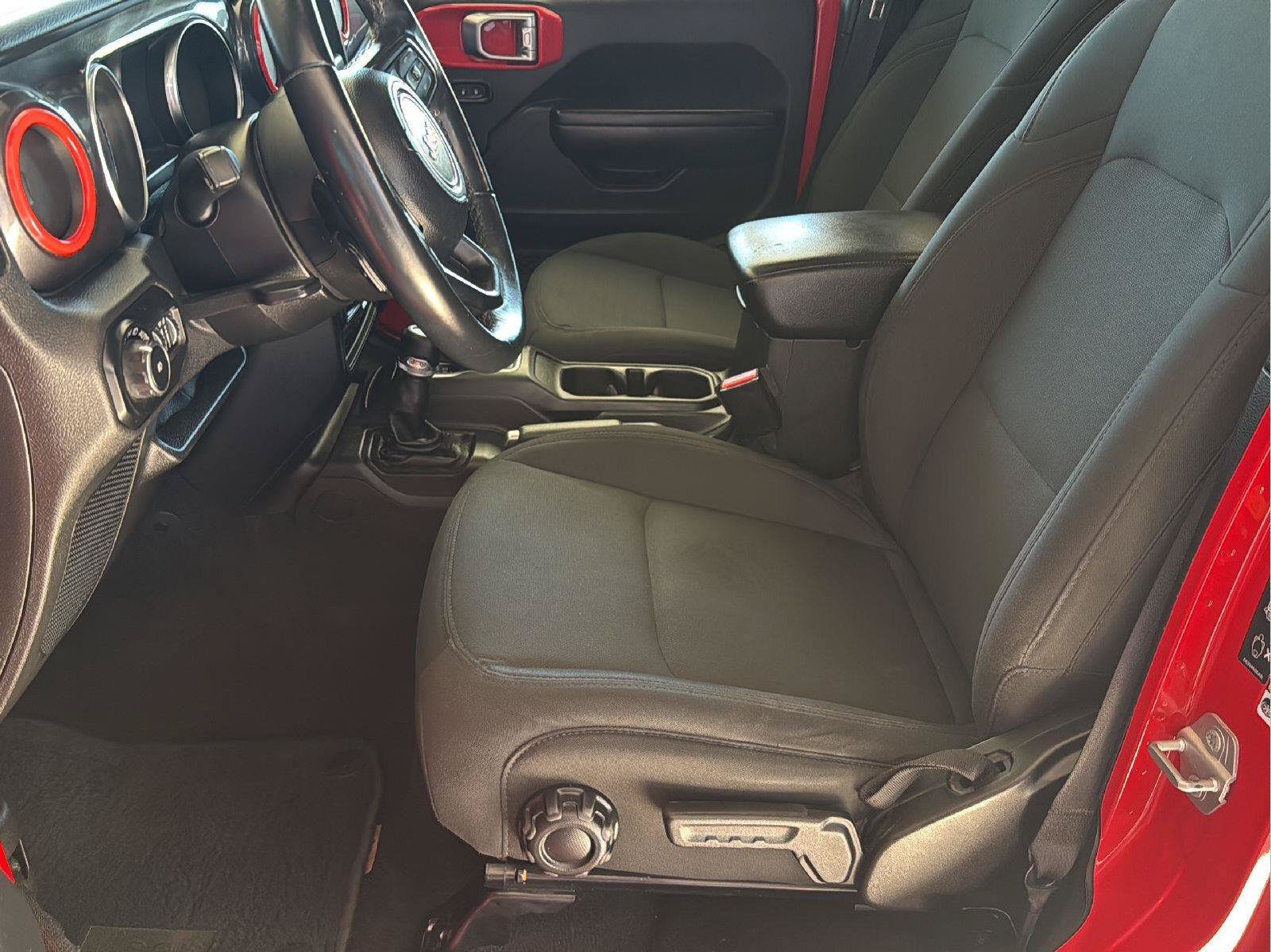 Used 2021 Jeep Wrangler Unlimited Sport AWD/4WD image 25