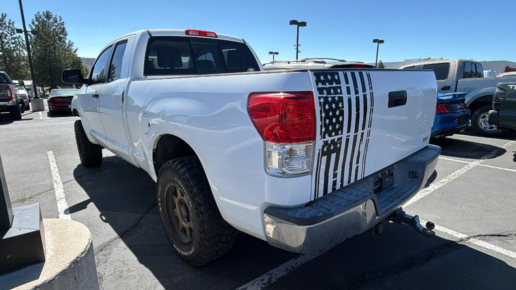 Used 2013 Toyota Tundra 4x4 Double Cab w/ Tow Pkg image 3