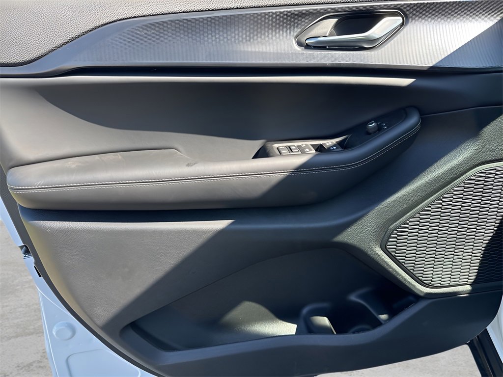 New 2025 Jeep Grand Cherokee L Altitude image 23