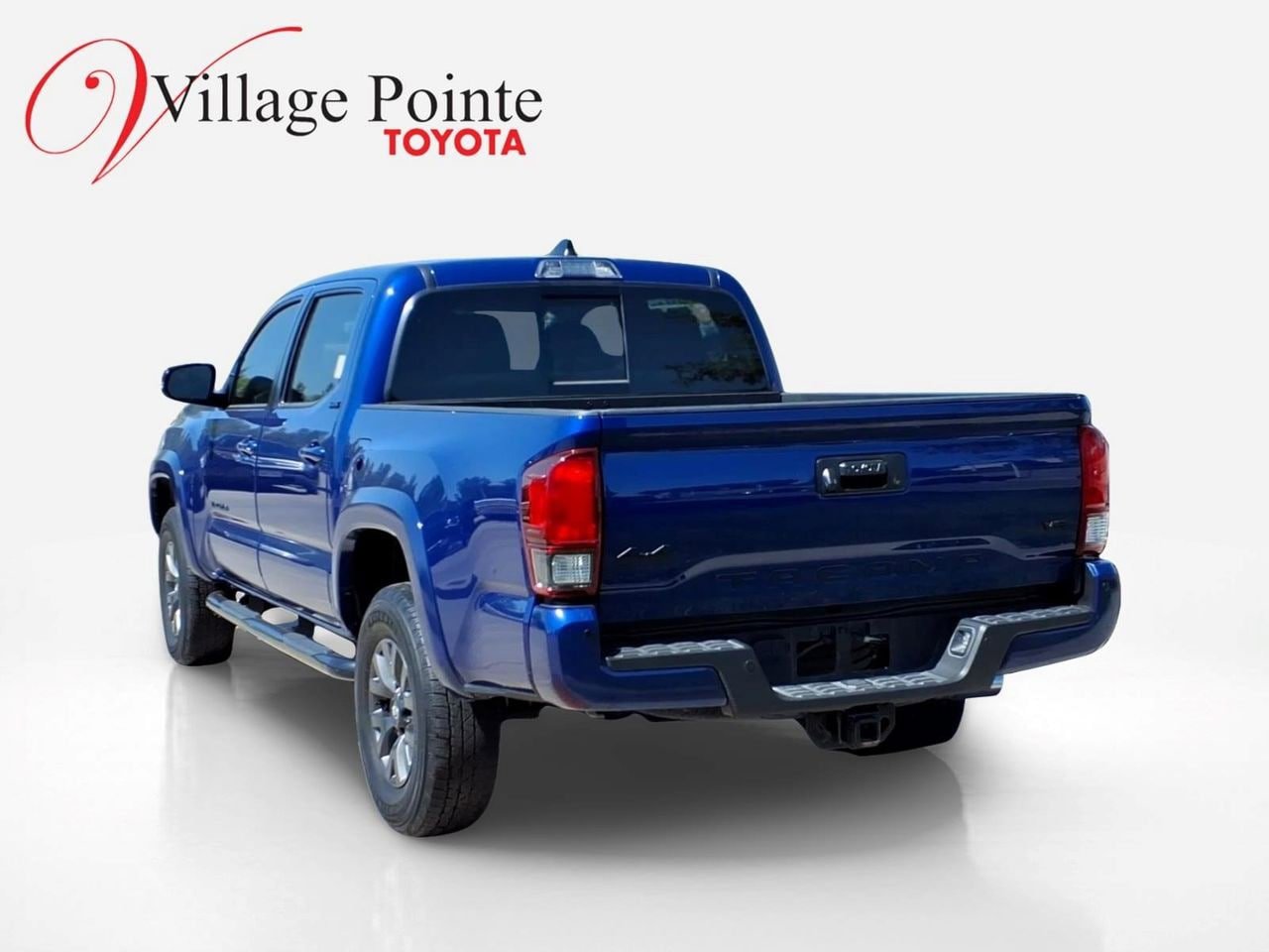 Certified 2023 Toyota Tacoma SR5 AWD/4WD image 5