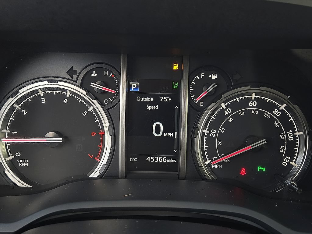 Used 2023 Toyota 4Runner Limited AWD/4WD image 18