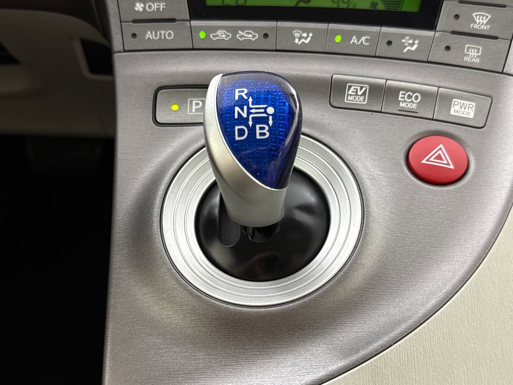 Used 2015 Toyota Prius Two FWD image 18