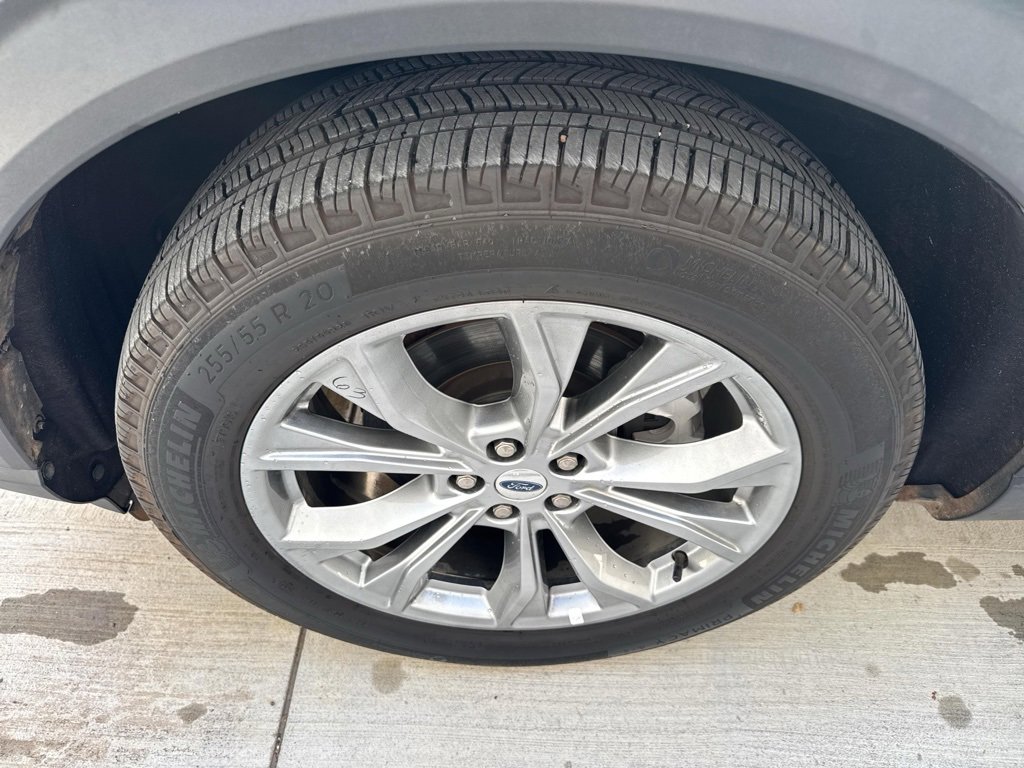 Used 2024 Ford Explorer Limited image 20