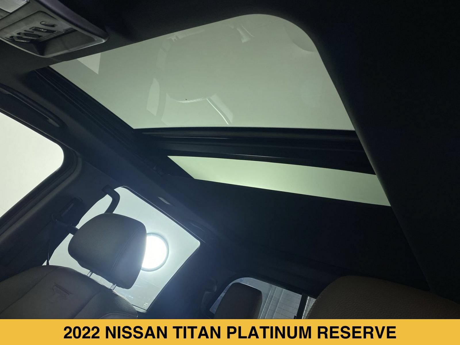 Used 2022 Nissan Titan Platinum Reserve w/ Moonroof Package AWD/4WD image 11