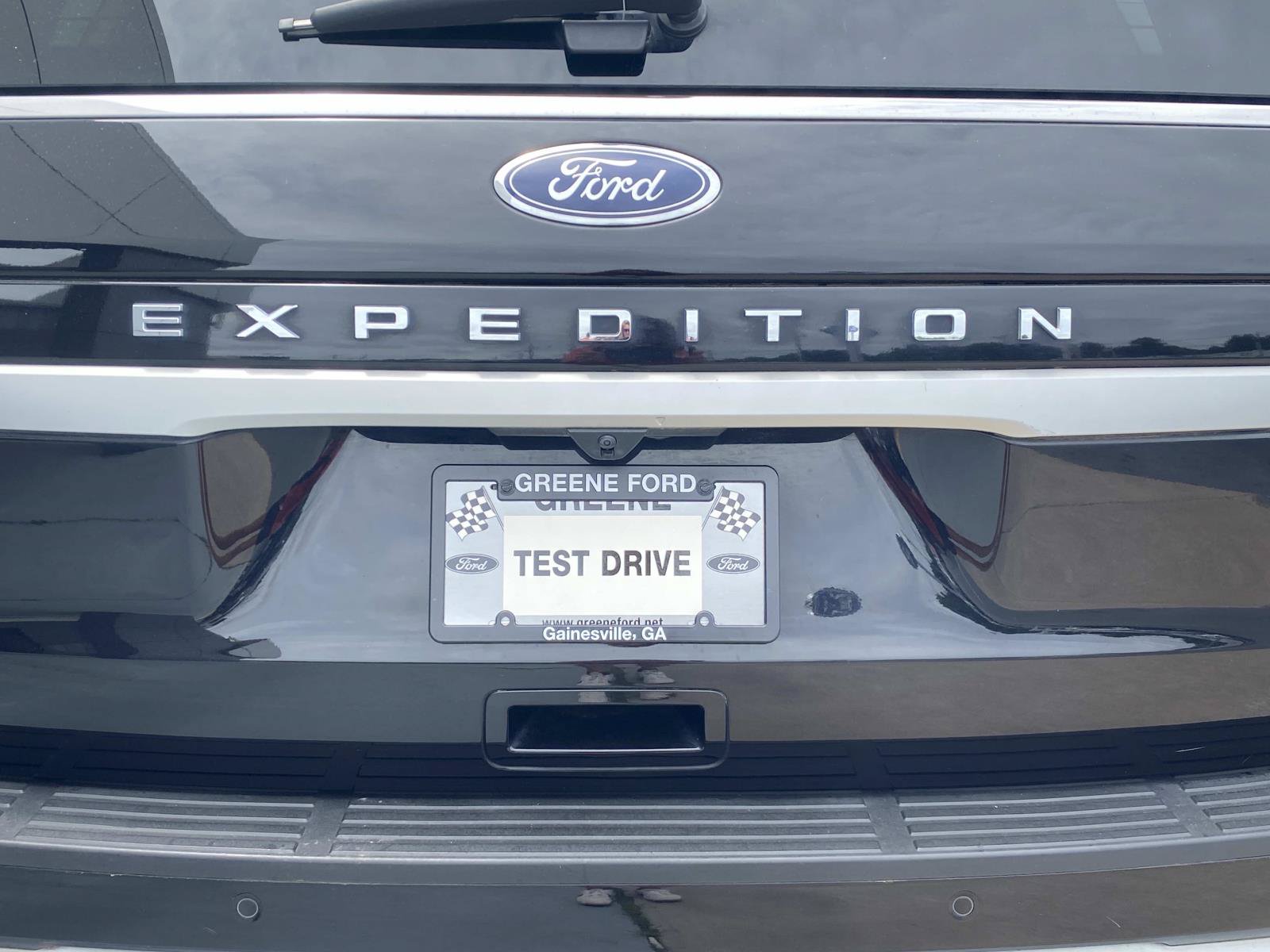 Used 2023 Ford Expedition XLT AWD/4WD image 6