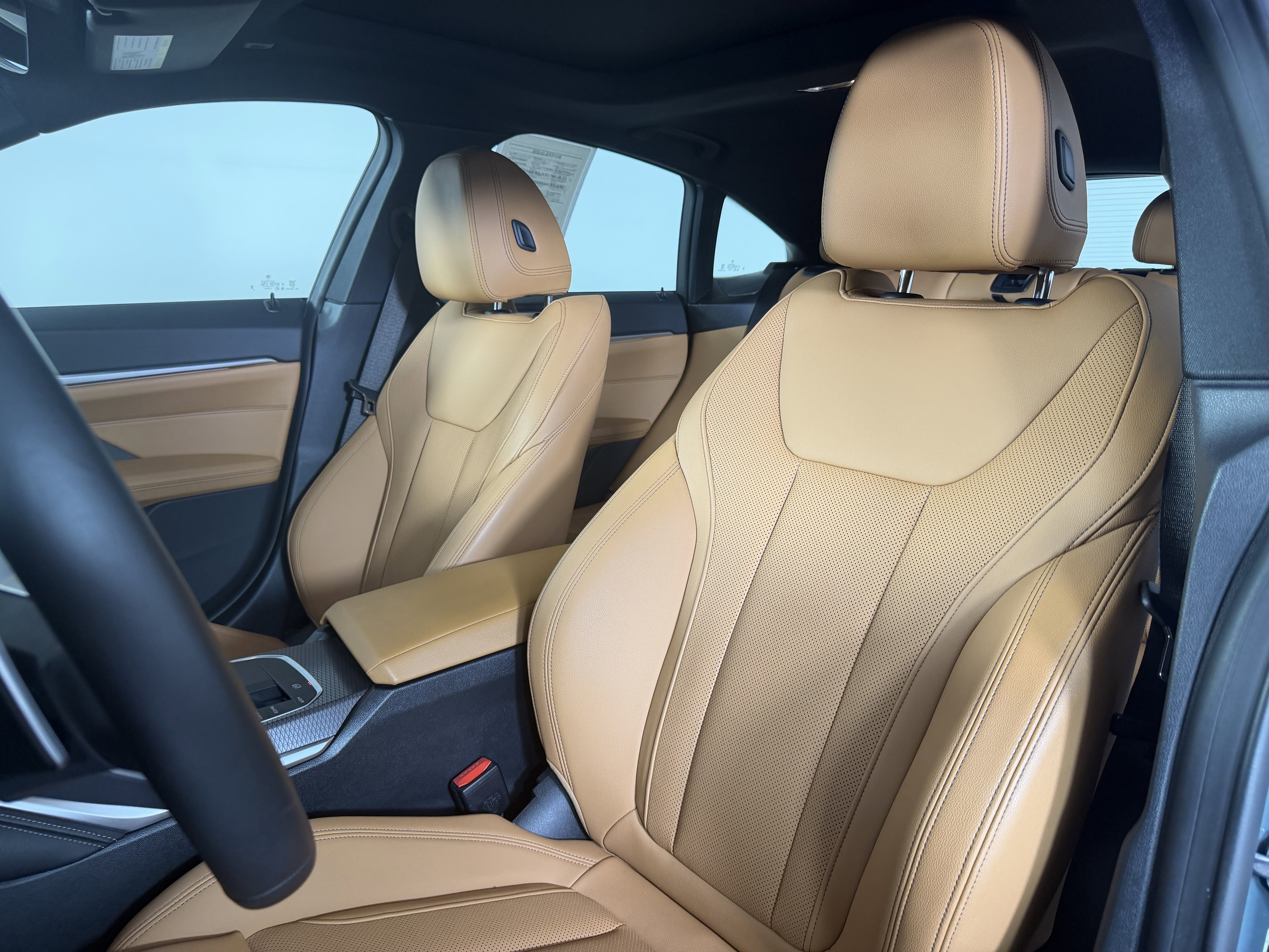 Certified 2025 BMW 440i xDrive AWD/4WD image 10