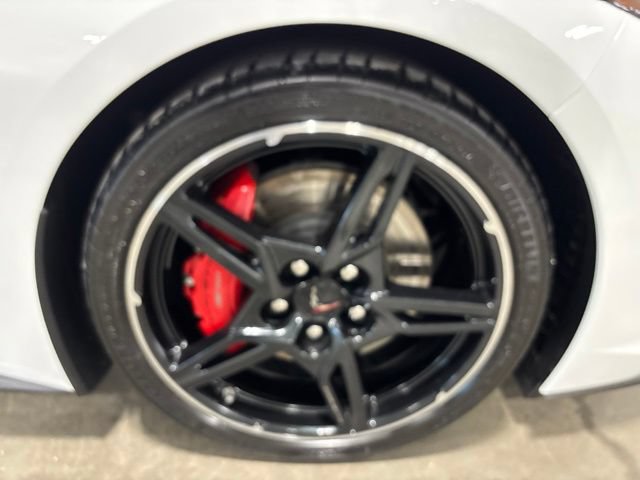 Used 2024 Chevrolet Corvette Stingray Premium Conv w/ Z51 Performance Package RWD image 16