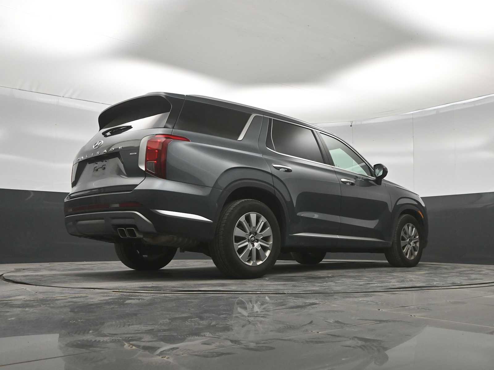 Used 2025 Hyundai Palisade SEL AWD/4WD image 39