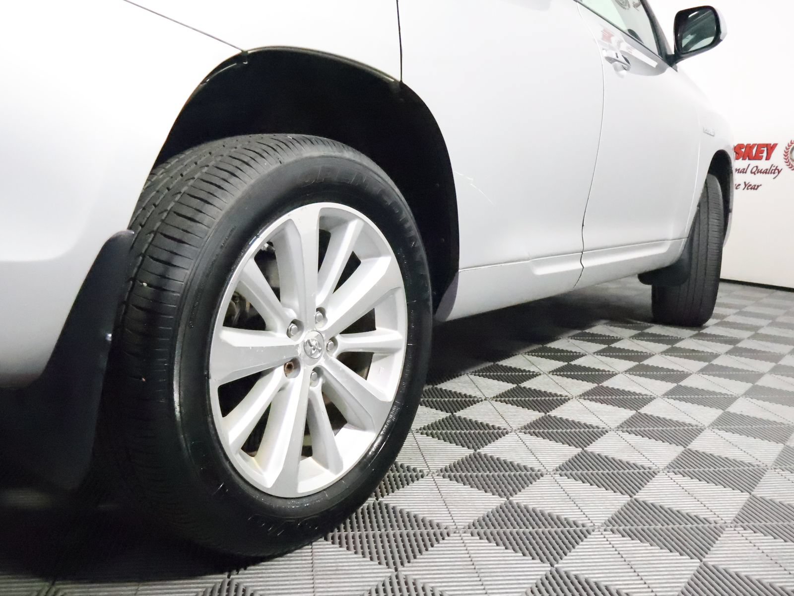Used 2008 Toyota Highlander Limited AWD/4WD image 10