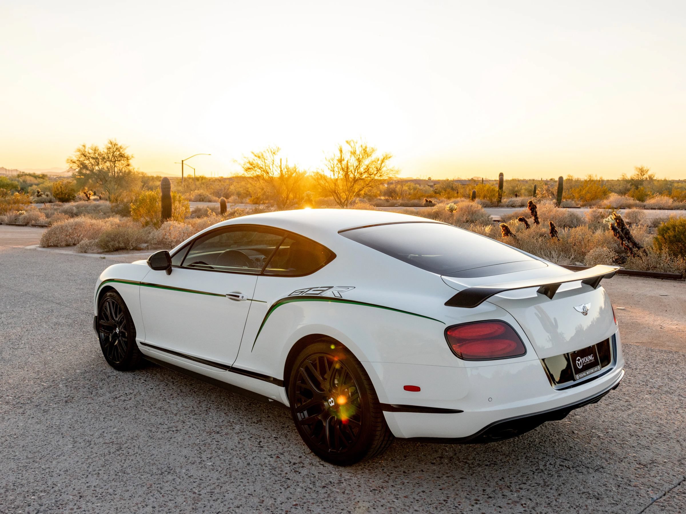 Used 2015 Bentley Continental GT3-R AWD/4WD image 26