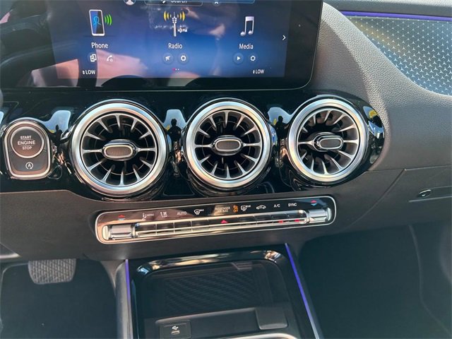 Used 2024 Mercedes-Benz GLA 250 4MATIC image 19