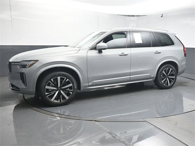 Used 2025 Volvo XC90 B5 Core w/ Protection Package image 4