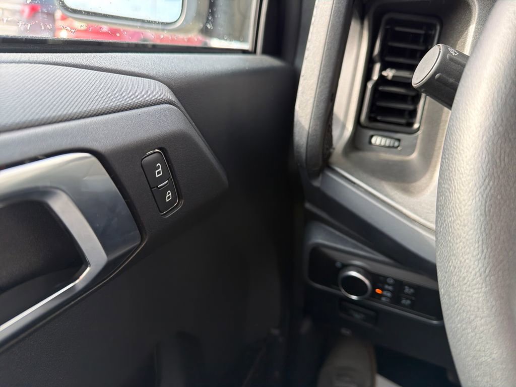 Used 2025 Ford Bronco Big Bend image 52