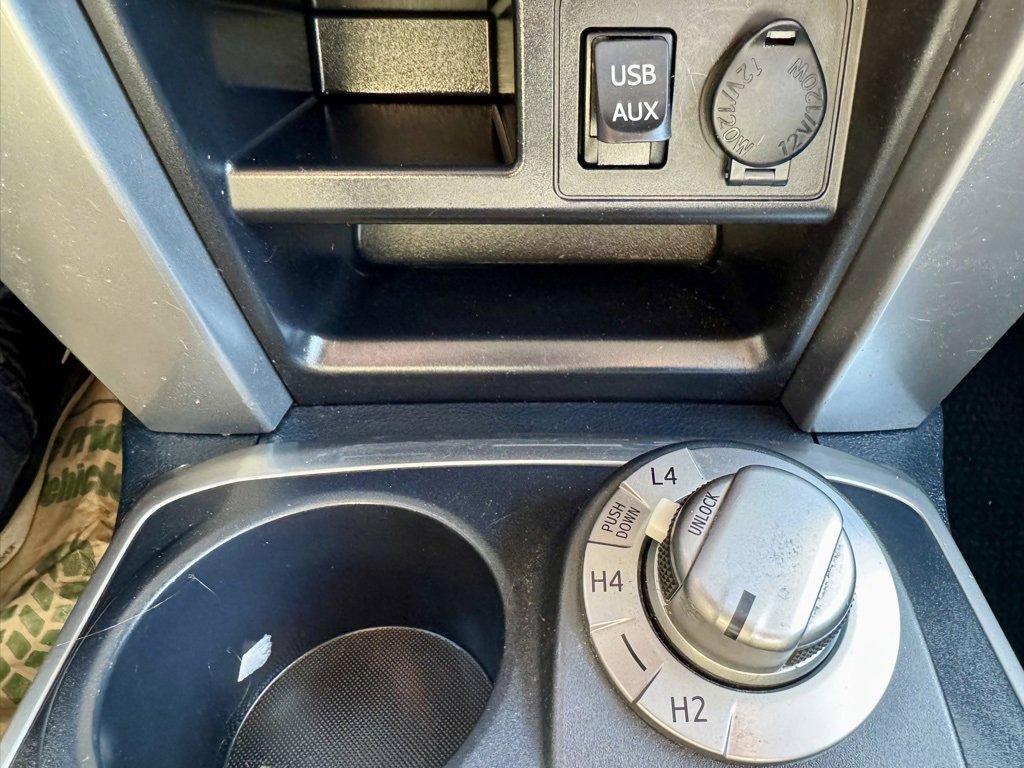 Used 2017 Toyota 4Runner SR5 Premium image 37