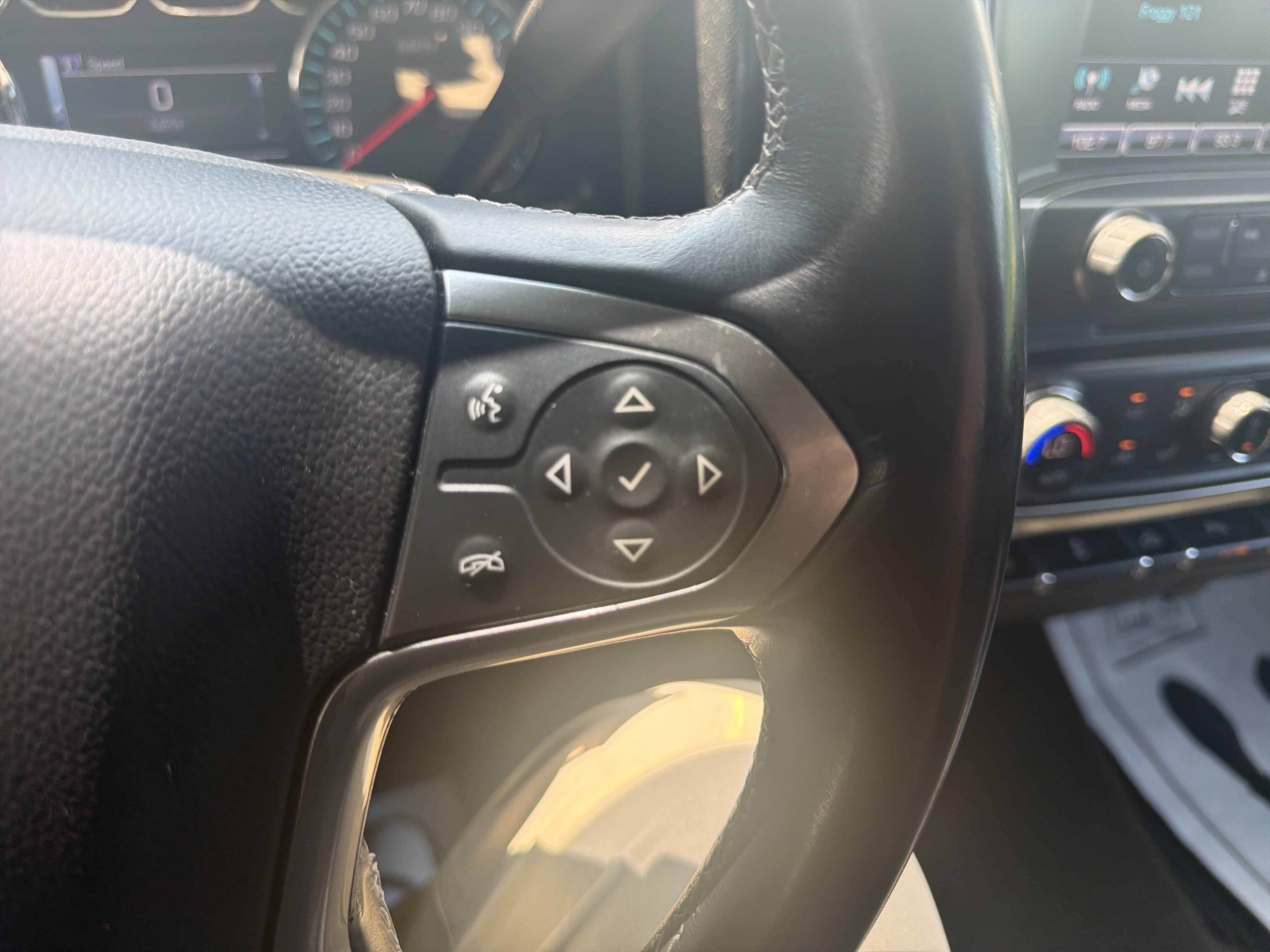 Used 2017 Chevrolet Silverado 1500 LT w/ All Star Edition AWD/4WD image 19