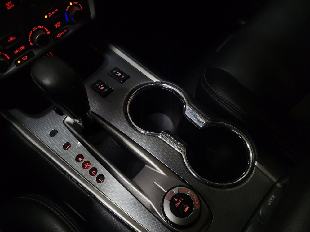 Used 2019 Nissan Pathfinder SL image 26