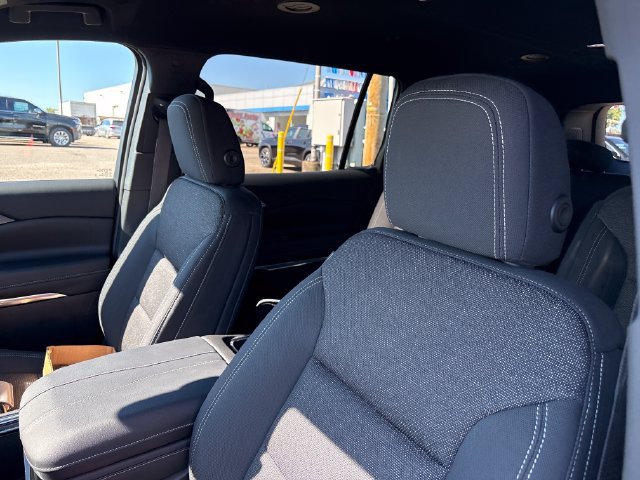 New 2027 Chevrolet Traverse LT AWD/4WD image 9