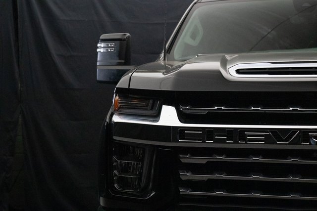 Used 2022 Chevrolet Silverado 2500 LTZ w/ LTZ Premium Package image 5