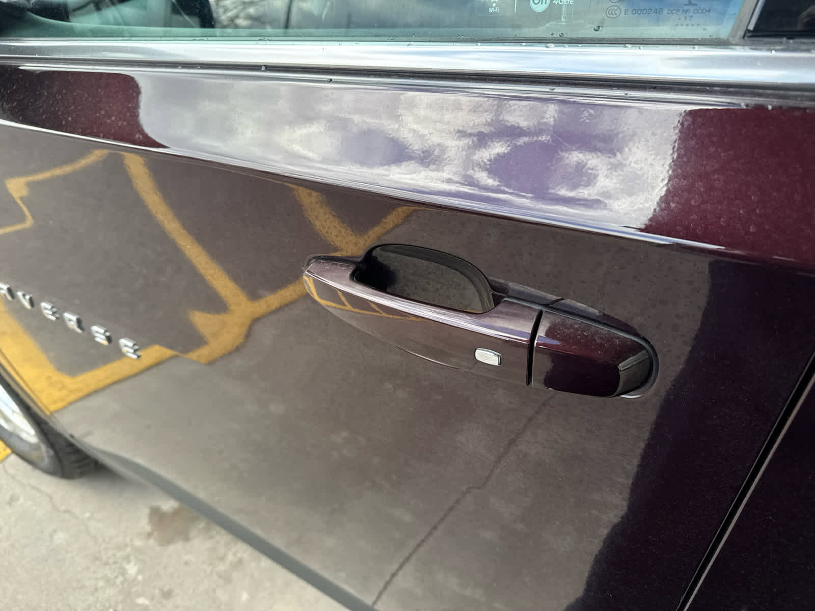 Used 2018 Chevrolet Traverse LT AWD/4WD image 9