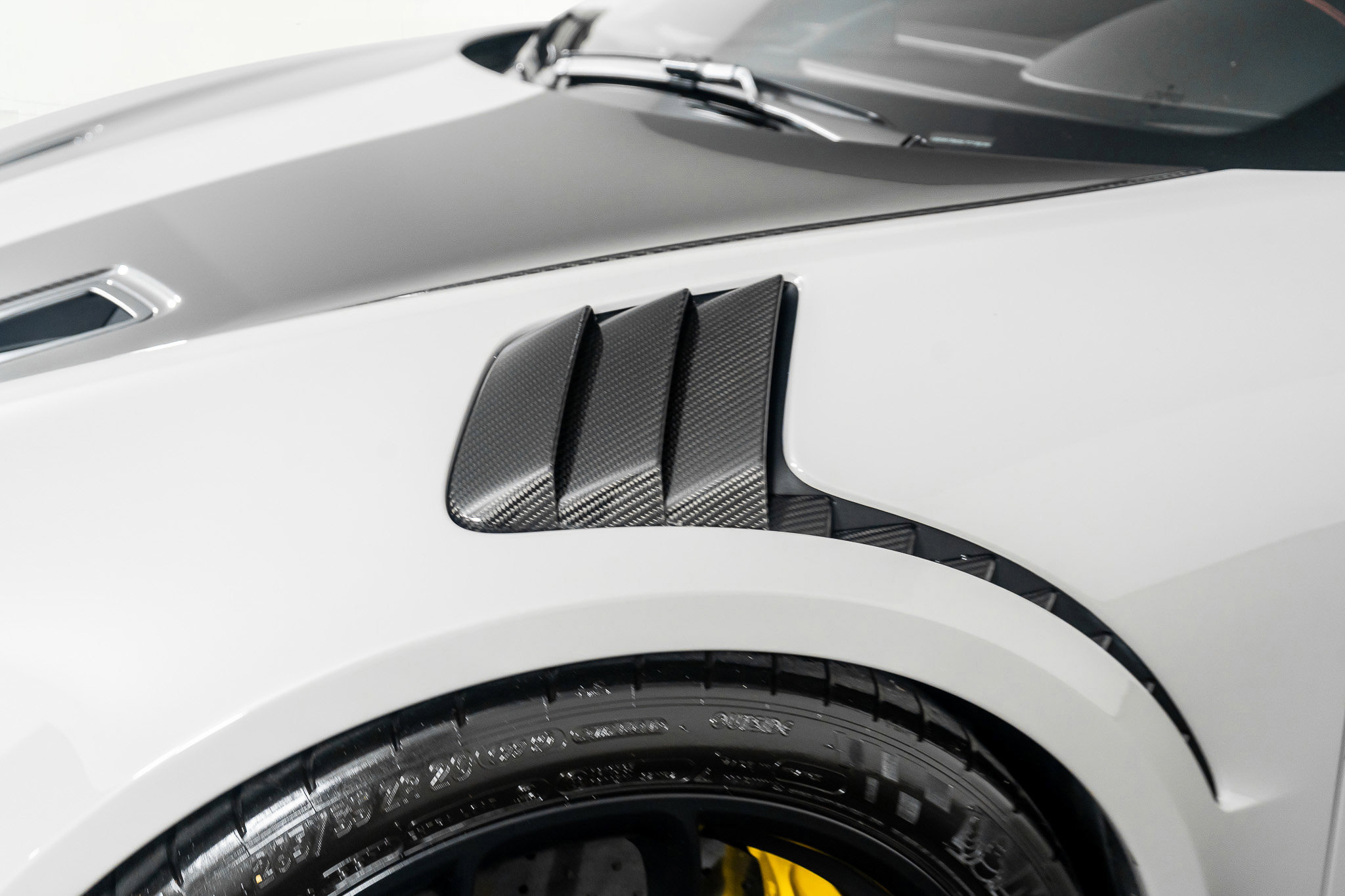 Used 2018 Porsche 911 GT2 RS w/ Weissach Package image 29