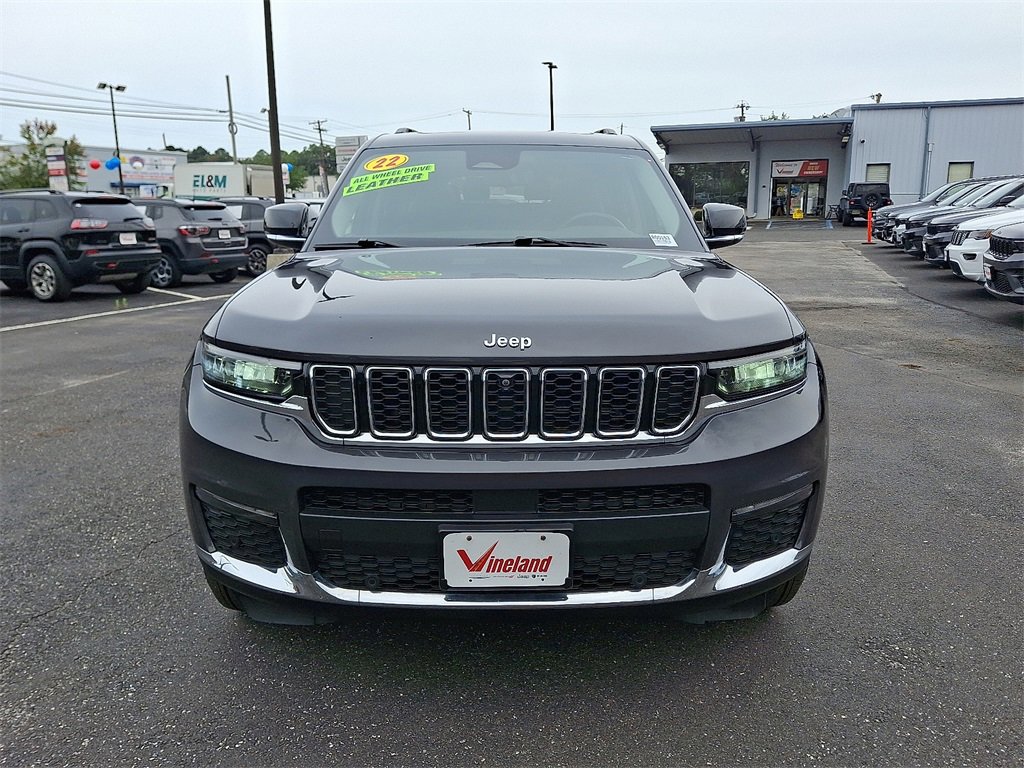Used 2022 Jeep Grand Cherokee L Limited w/ Luxury Tech Group II image 2