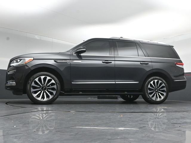 Used 2023 Lincoln Navigator Reserve AWD/4WD image 39