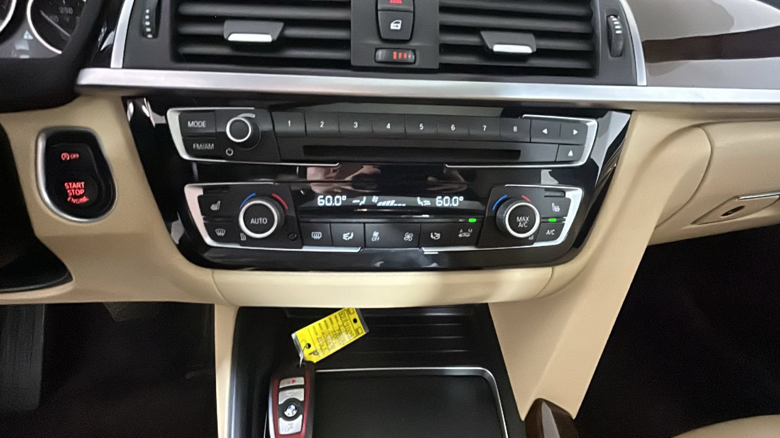 Used 2017 BMW 330i xDrive Sedan AWD/4WD image 27
