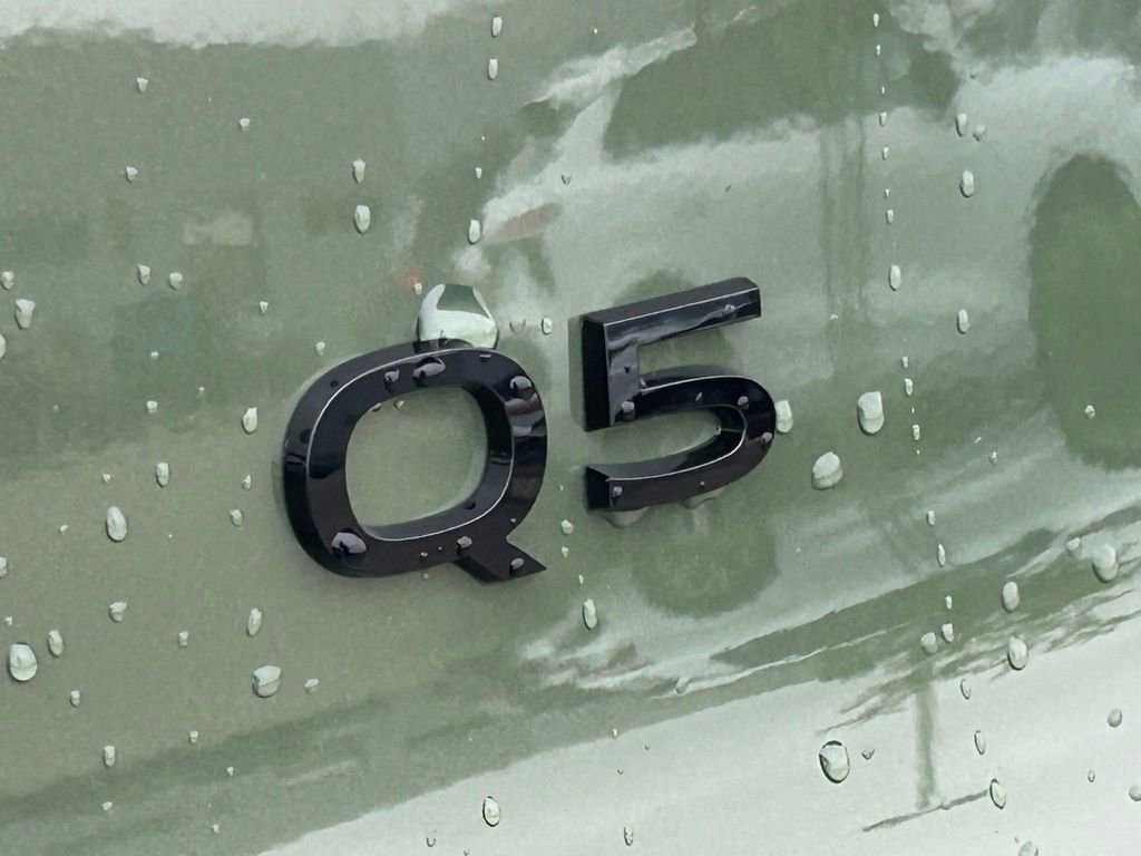 Used 2025 Audi Q5 Premium Plus w/ Premium Plus image 57