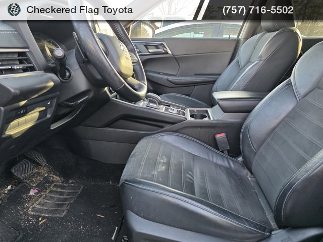 Used 2022 Mitsubishi Outlander SEL Black Edition image 9