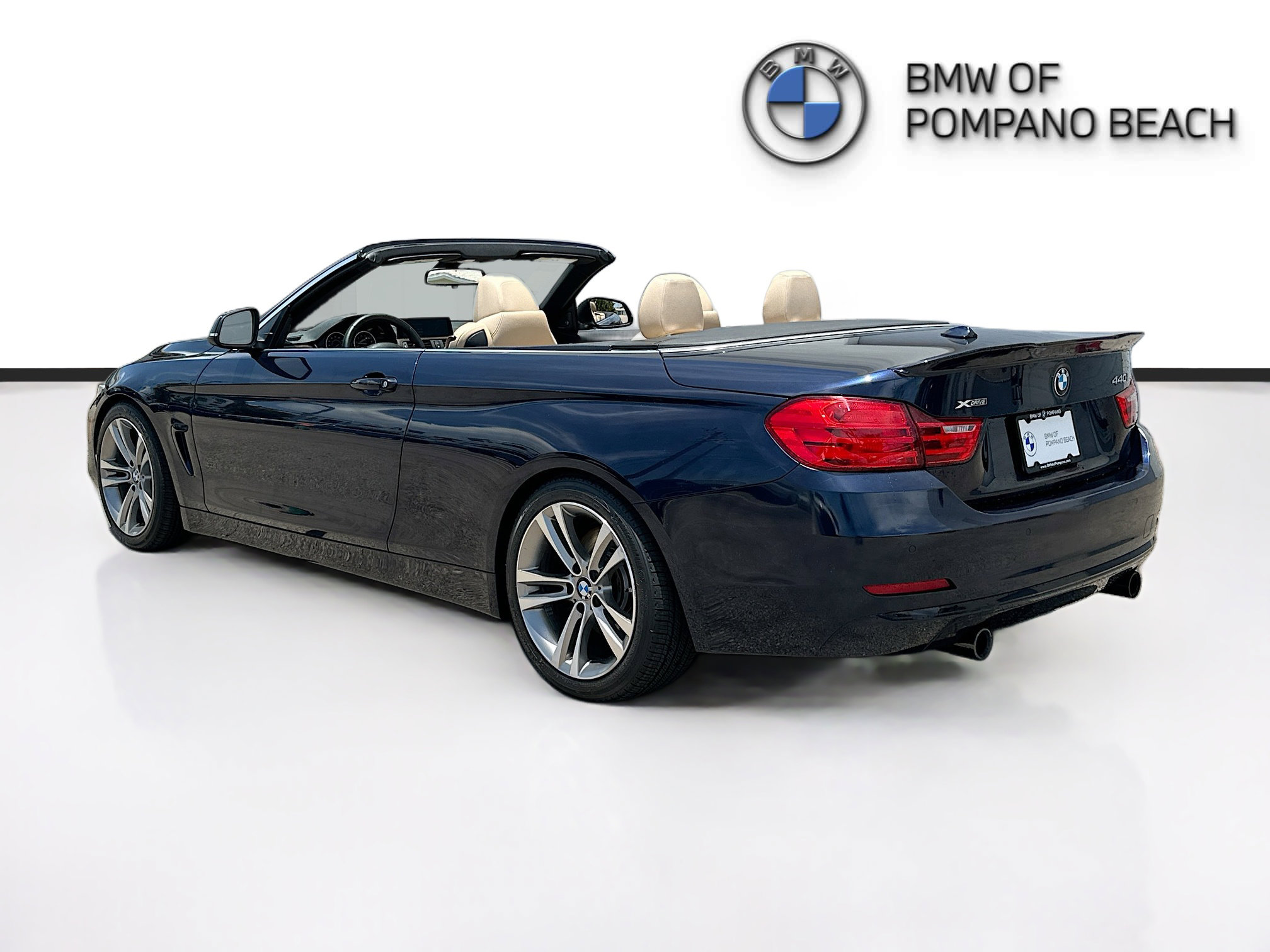 Used 2017 BMW 440i xDrive Convertible AWD/4WD image 5