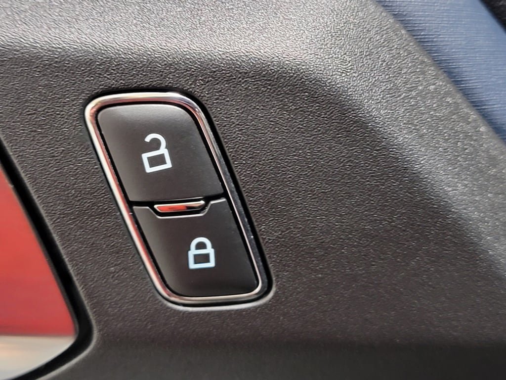 Used 2024 Ford Bronco Outer Banks AWD/4WD image 28