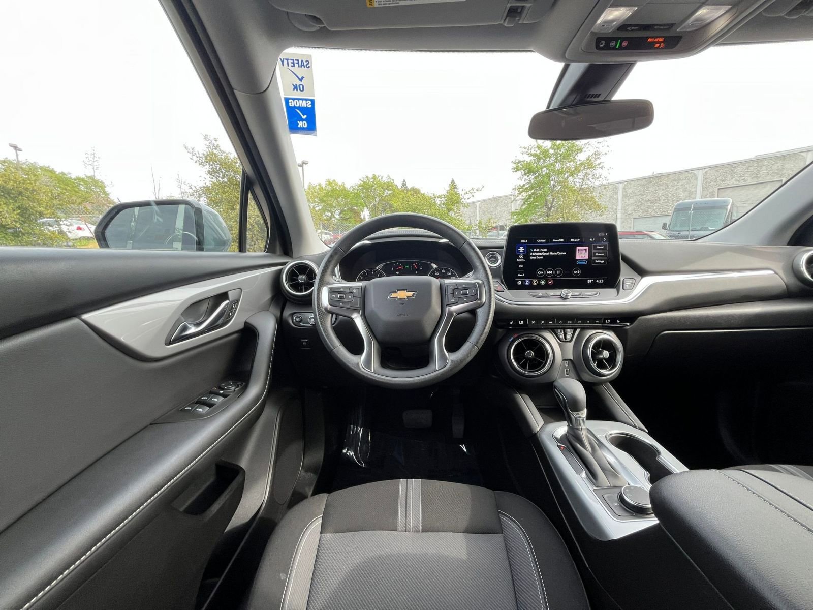 Used 2025 Chevrolet Blazer LT image 36