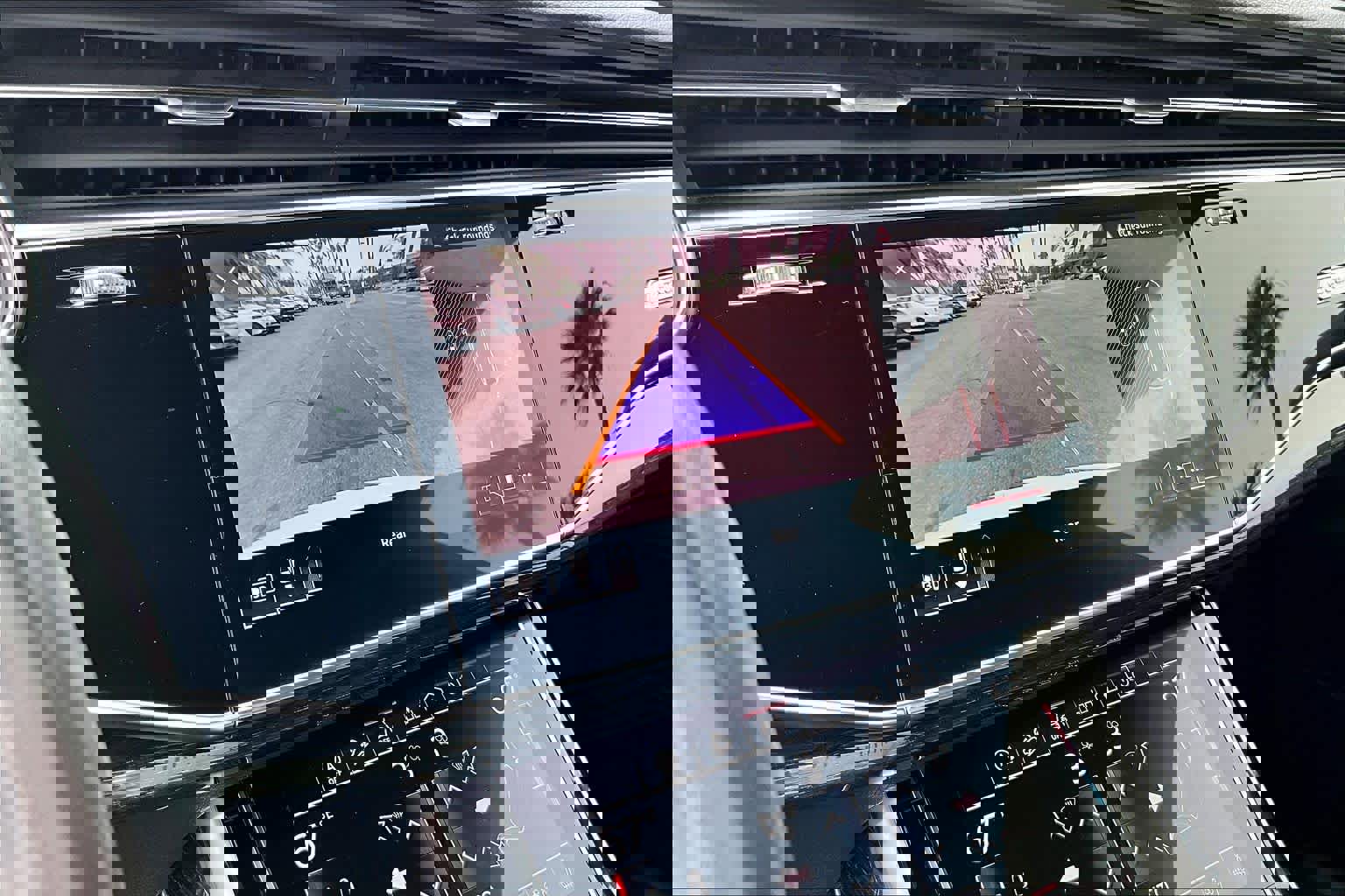 Used 2019 Audi Q8 Premium Plus w/ Premium Plus image 25