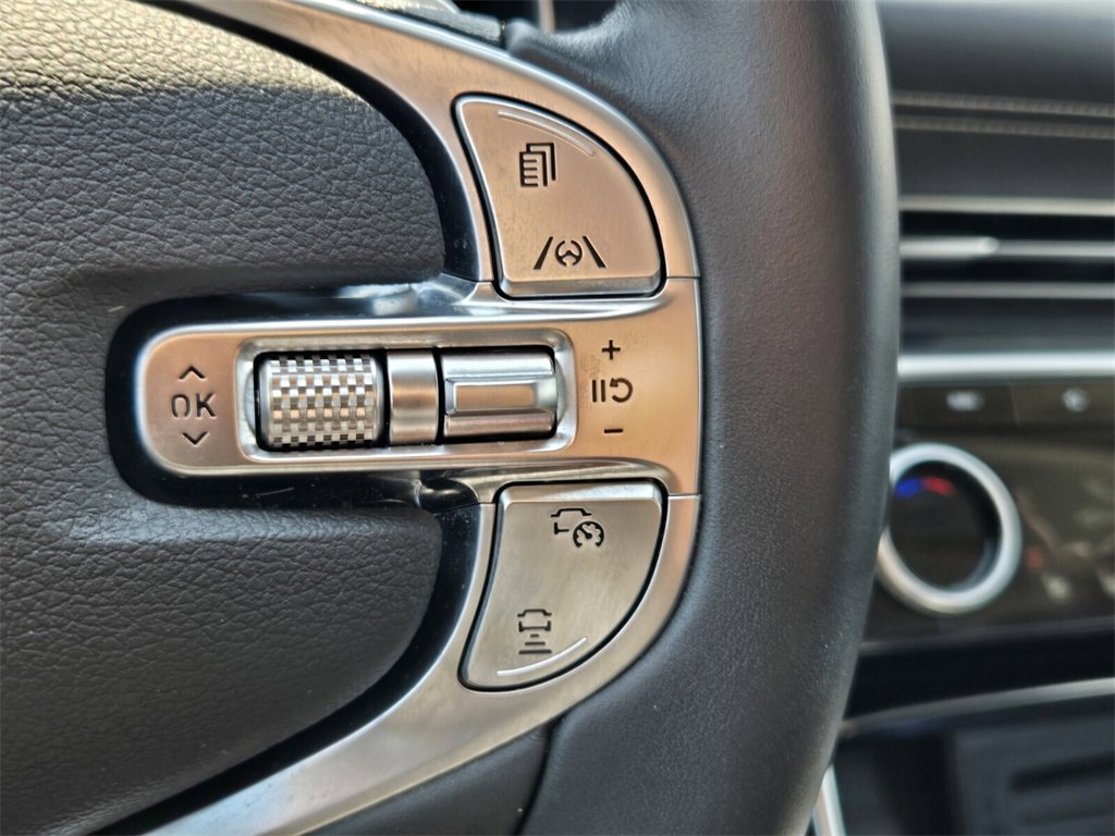 Used 2022 Genesis GV80 2.5T image 26