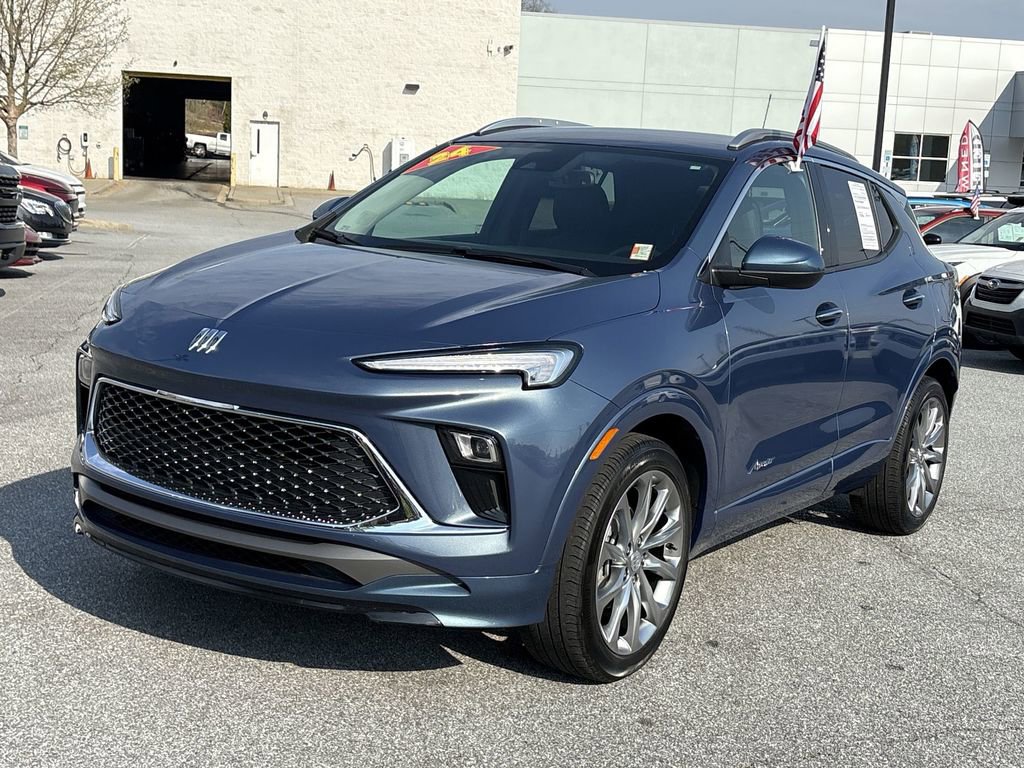 Used 2024 Buick Encore GX Avenir image 6