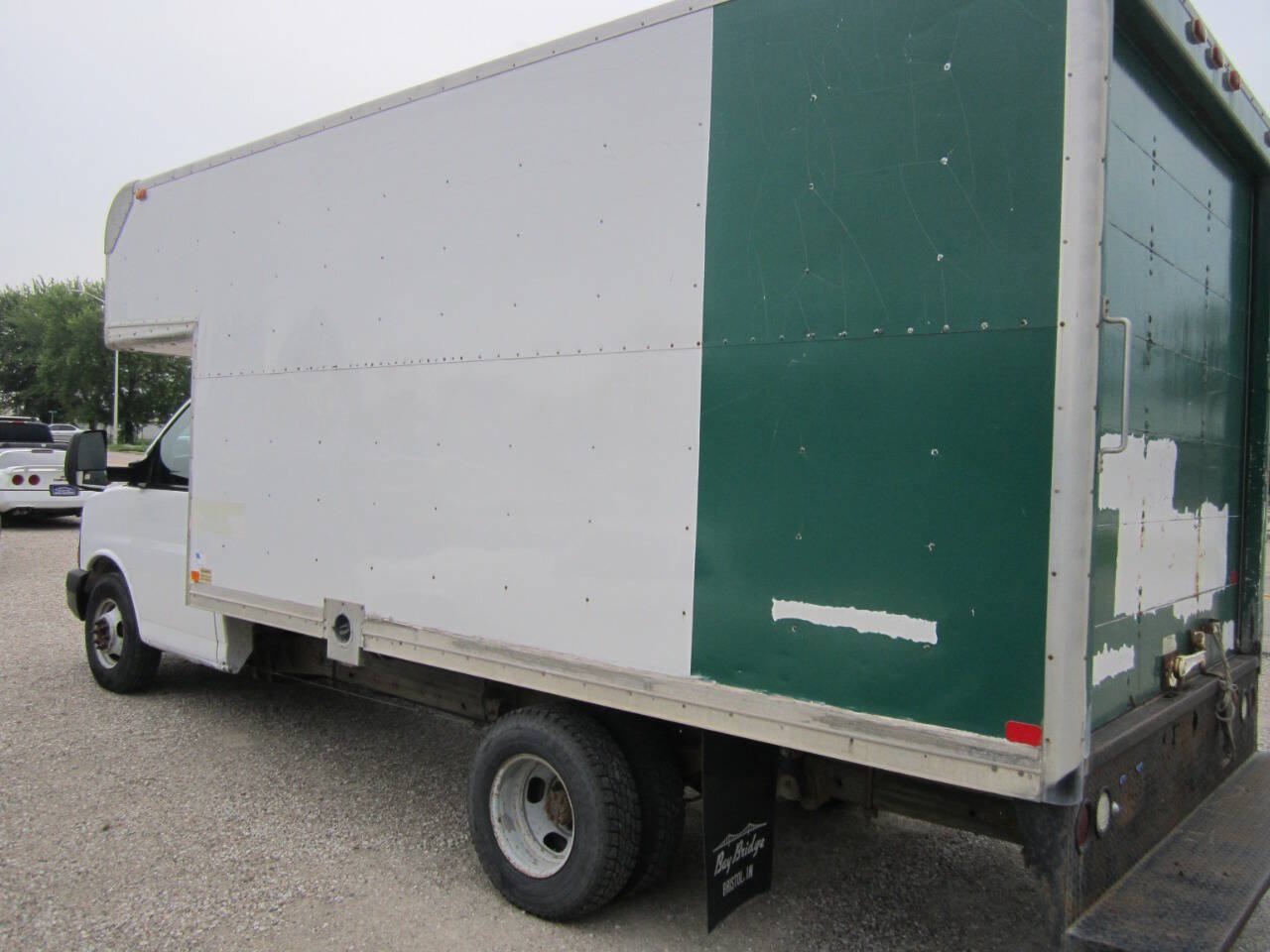 Used 2010 Chevrolet Express 3500 Extended RWD image 13